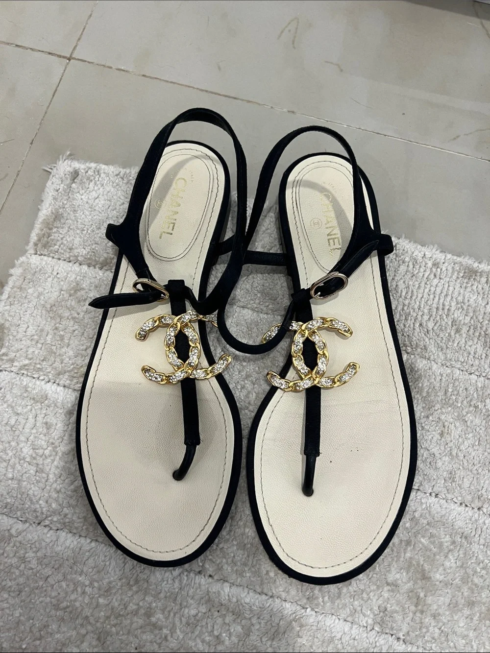 CHANEL Black & Cream Crystal CC Thong Sandals